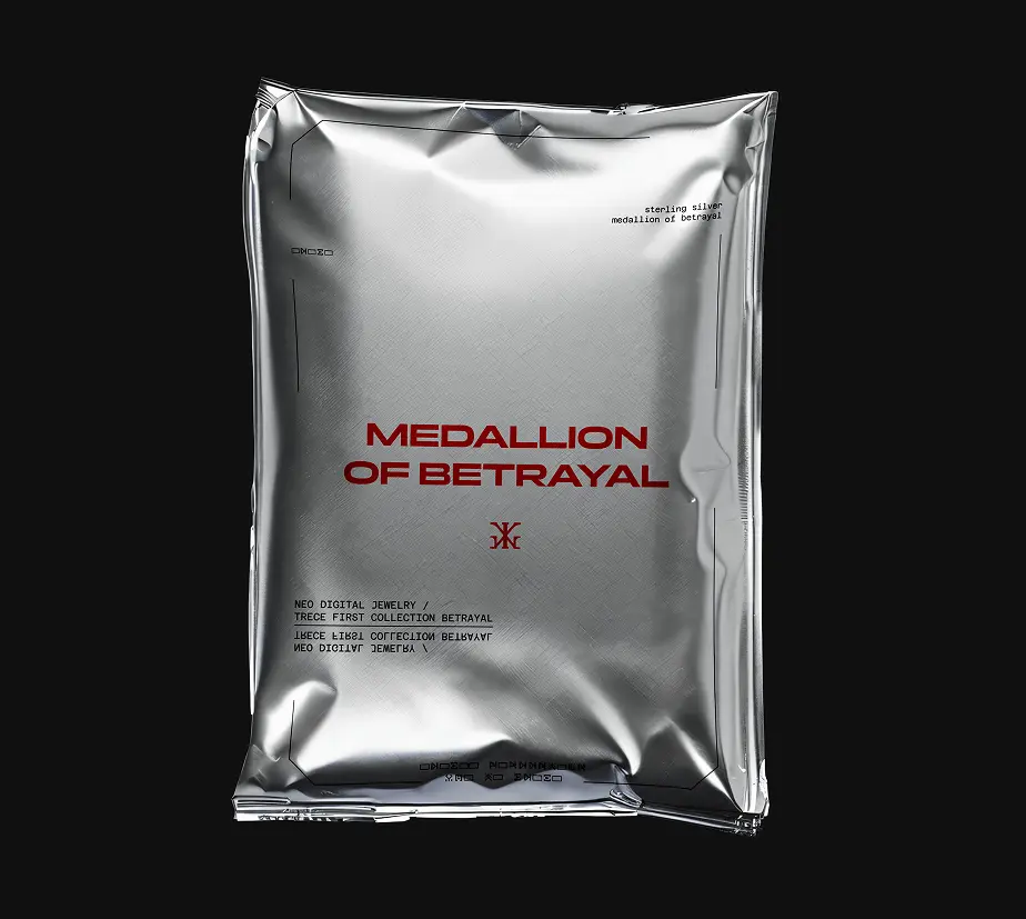 Packaging metalizado para el medallón Betrayal de TRECE